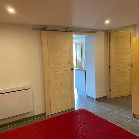 Comfortable 2 Bedroom With Breathtaking View * 알레몽