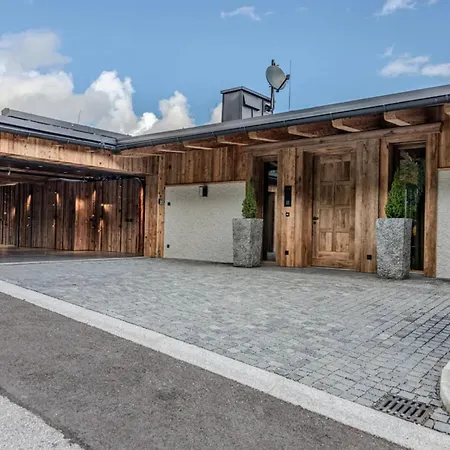 Comfortable 6 Bedrooms With Breathtaking View Διαμέρισμα Allemont