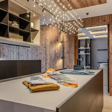 Comfortable 6 Bedrooms With Breathtaking View Διαμέρισμα *